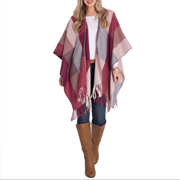 Woolrich plaid cozy blanket wrap with fringe trim - Picture 3 of 6